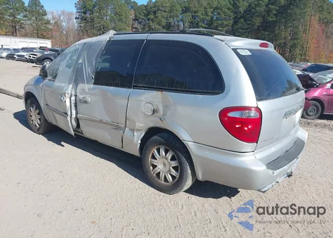 2006 Chrysler Town & Country Touring from USA, damaged, VIN 2A4GP54L36R911377